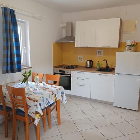 Apartments Mirjana Baska Экстерьер фото