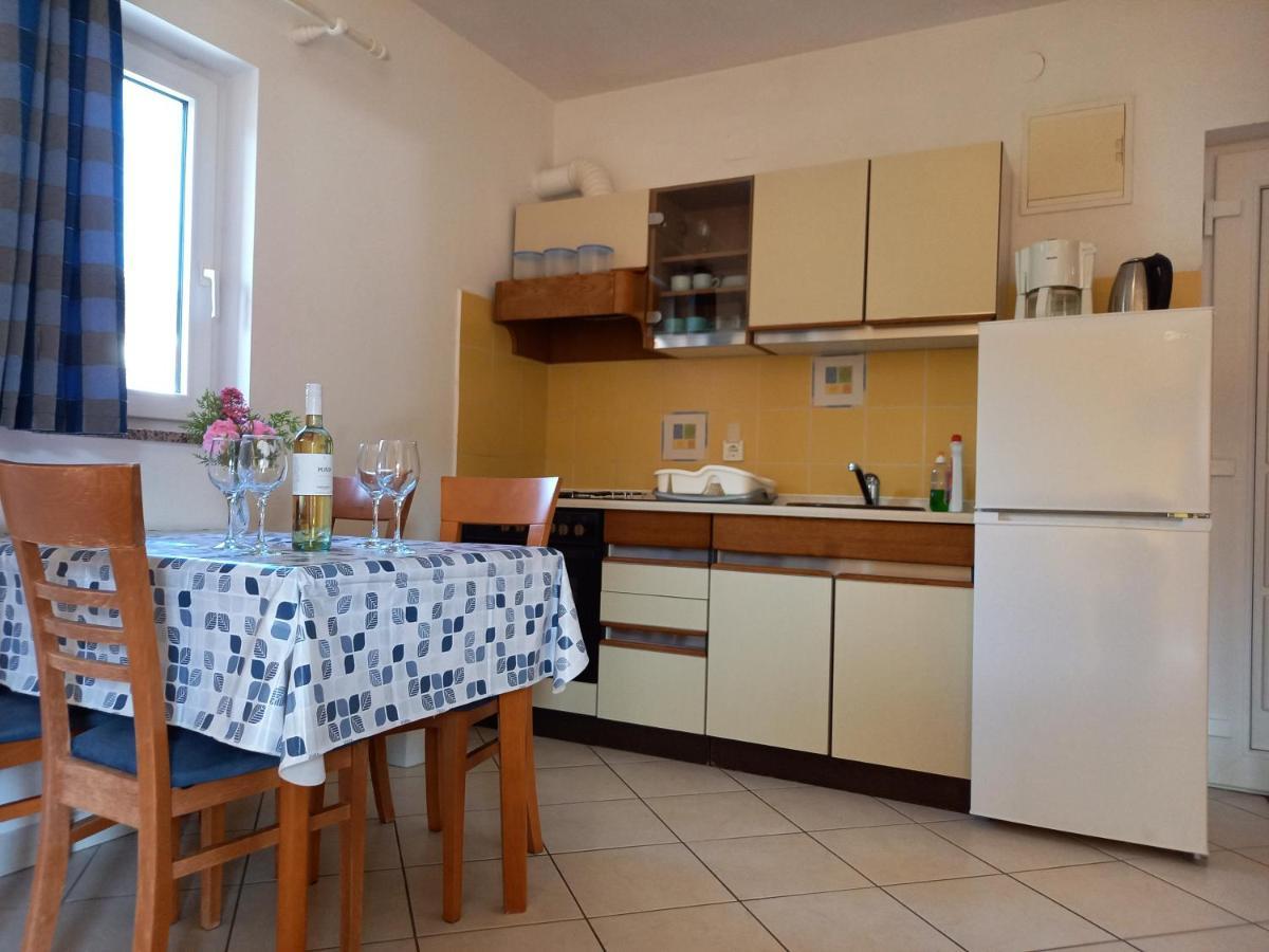 Apartments Mirjana Baska Экстерьер фото